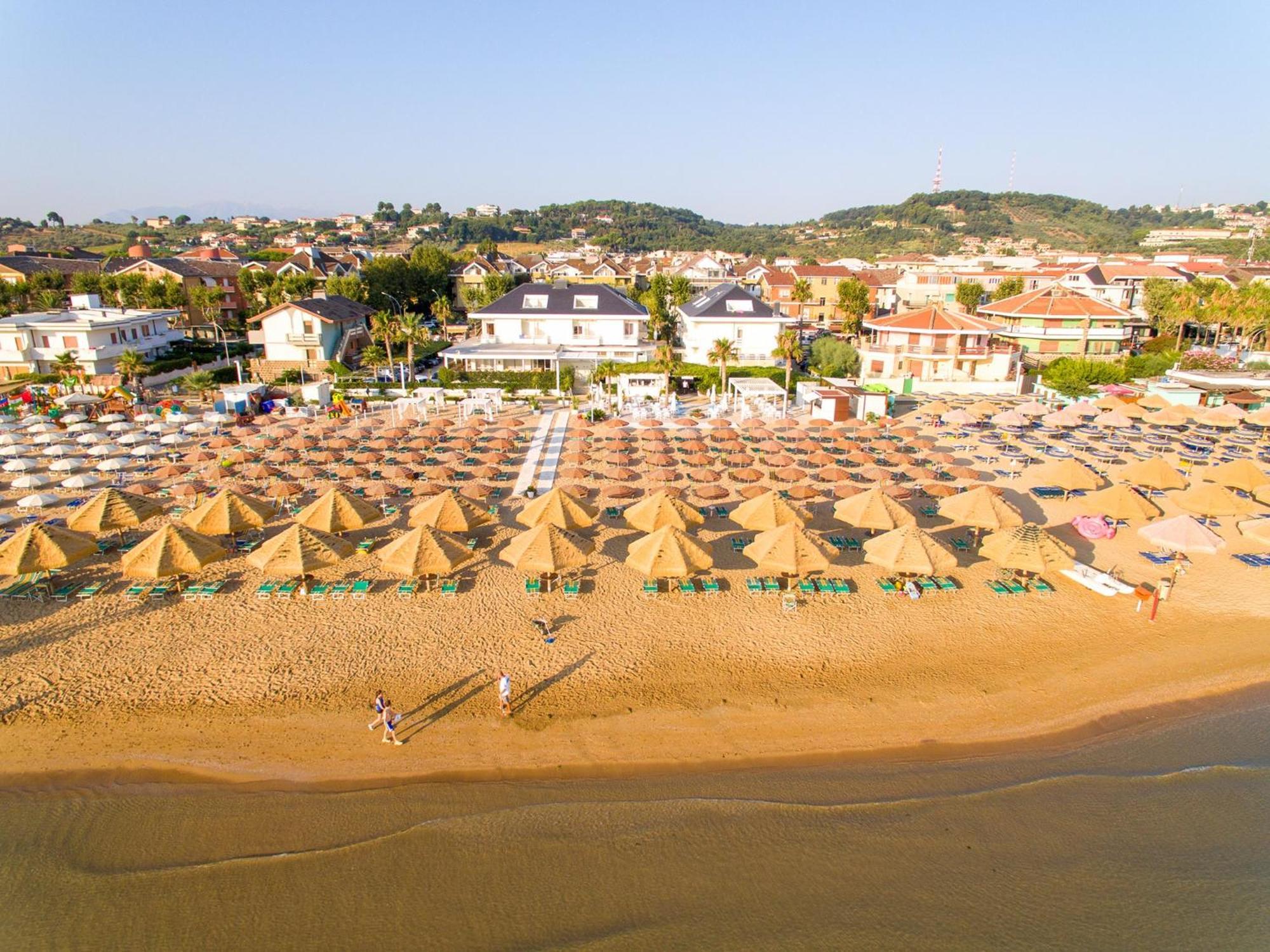 Albergo Punta De L'Est Francavilla Al Mare Exteriér fotografie